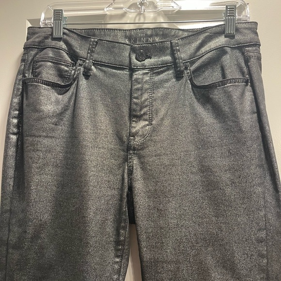 LIKE NEW! WHBM Silver Coated Denim Gray - Picture 5 of 6